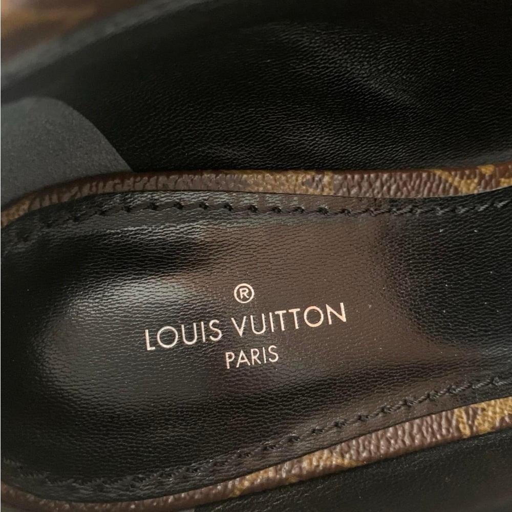 Sold❌Louis Vuitton Brown Loafers - Unisex 💗